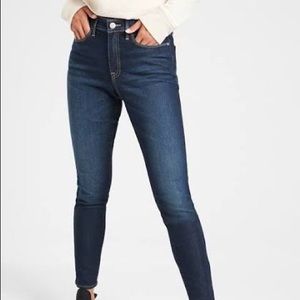 Athleta Women's Sculptek Ultra Skinny Jean
